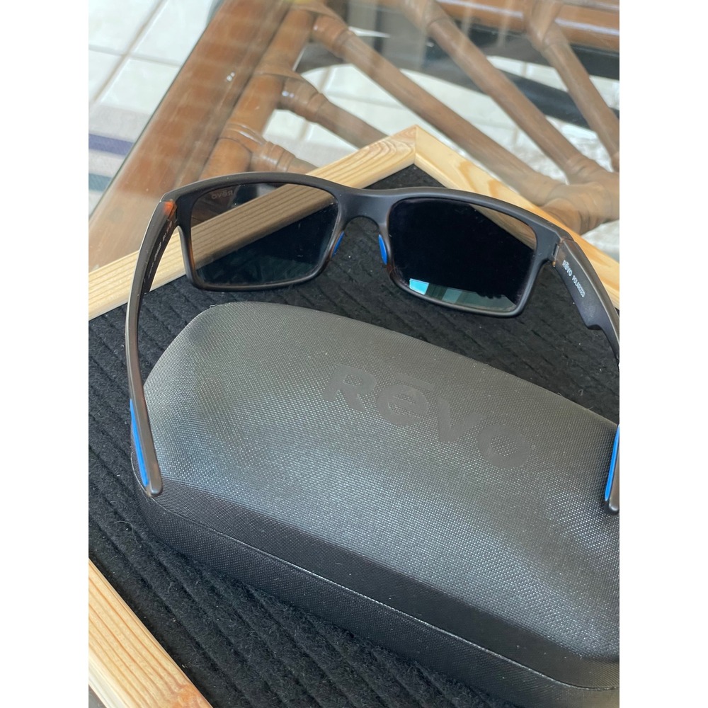 Revo Crawler RE 1027 01 Sunglasses - Picture 4 of 11